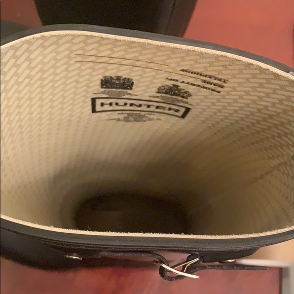 Black hunter boots with white sock - Picture 3 of 5